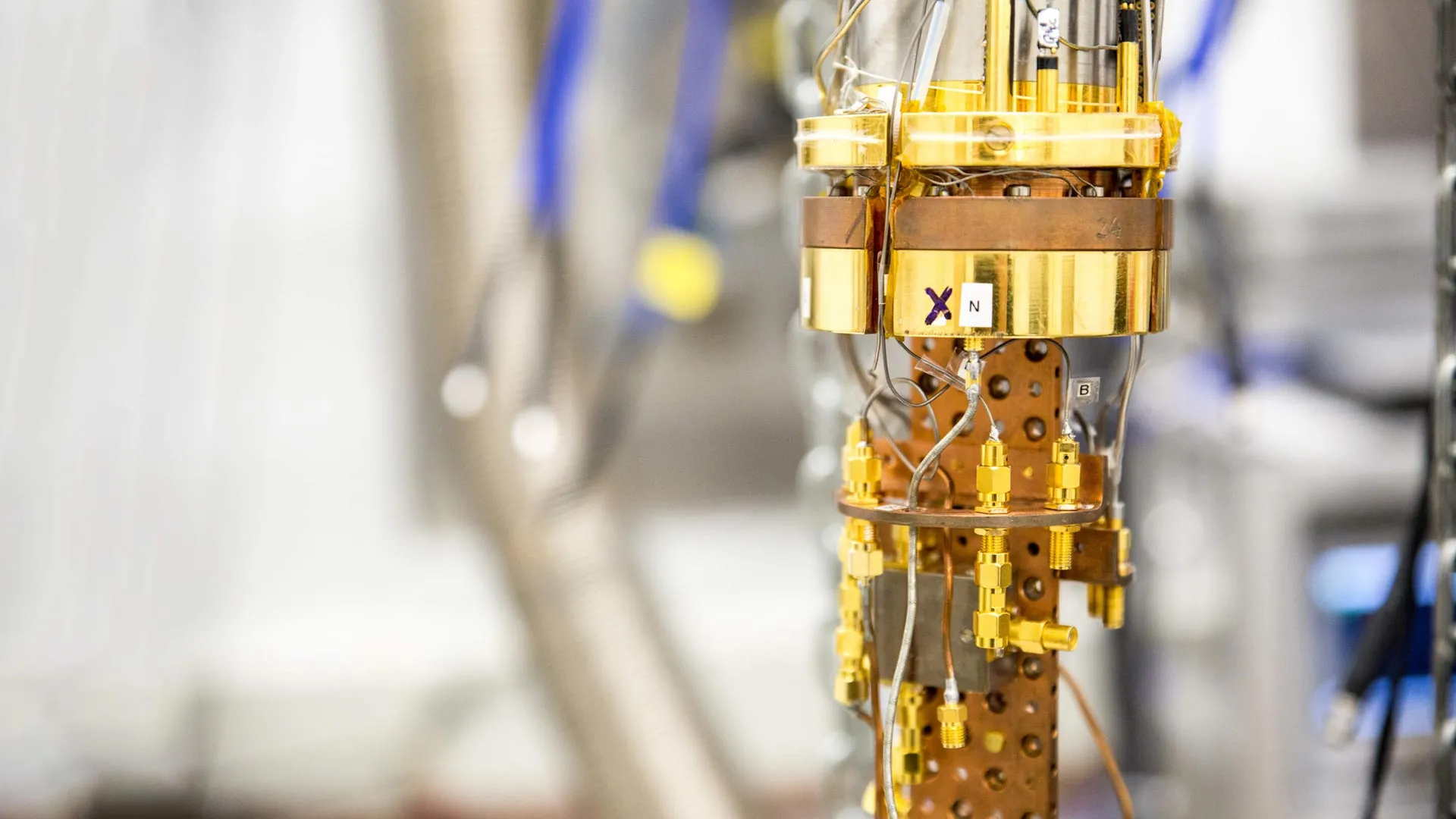 Visualization of time crystal connected to quantum computing device