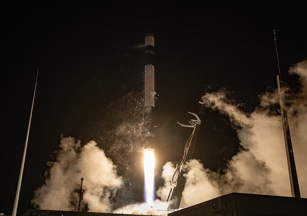 Earth observation satellite fleet visualization