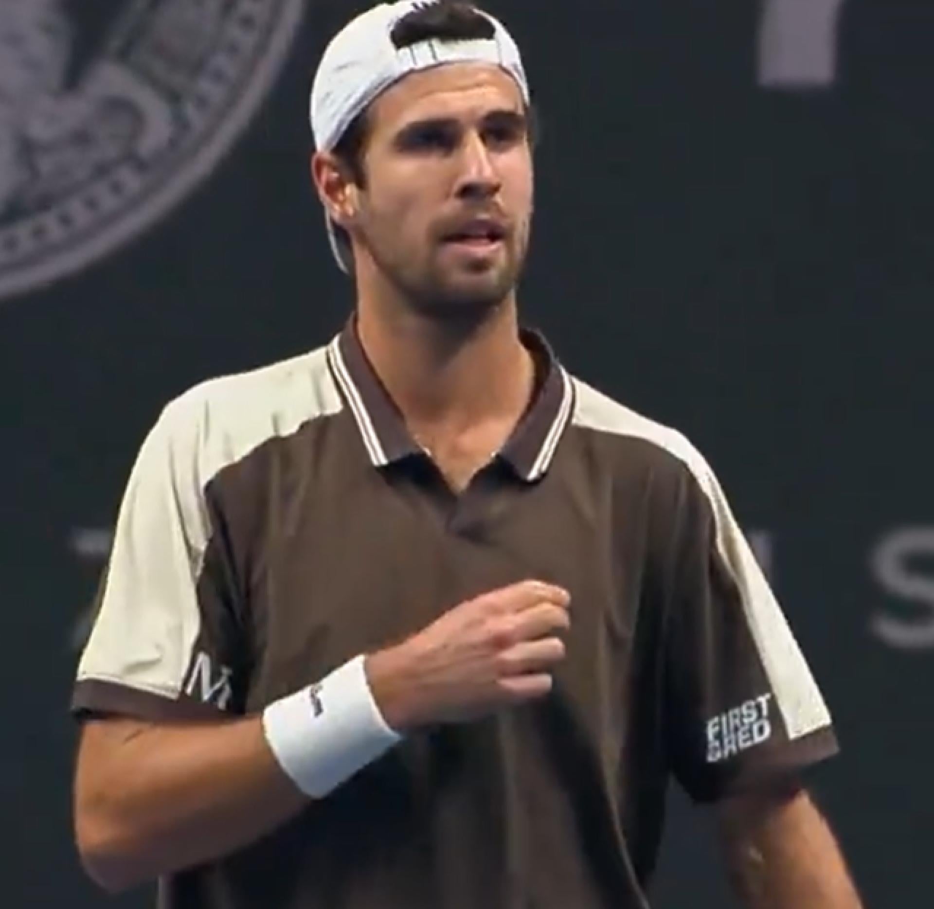 Karen Khachanov on court