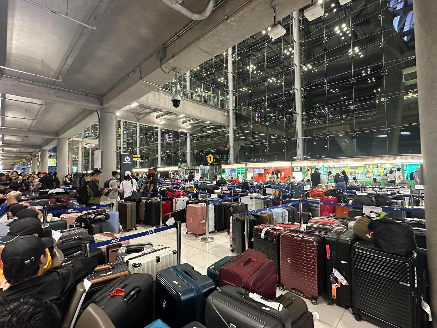 Luggage pile-up at Suvarnabhumi Airport on September 28, 2026