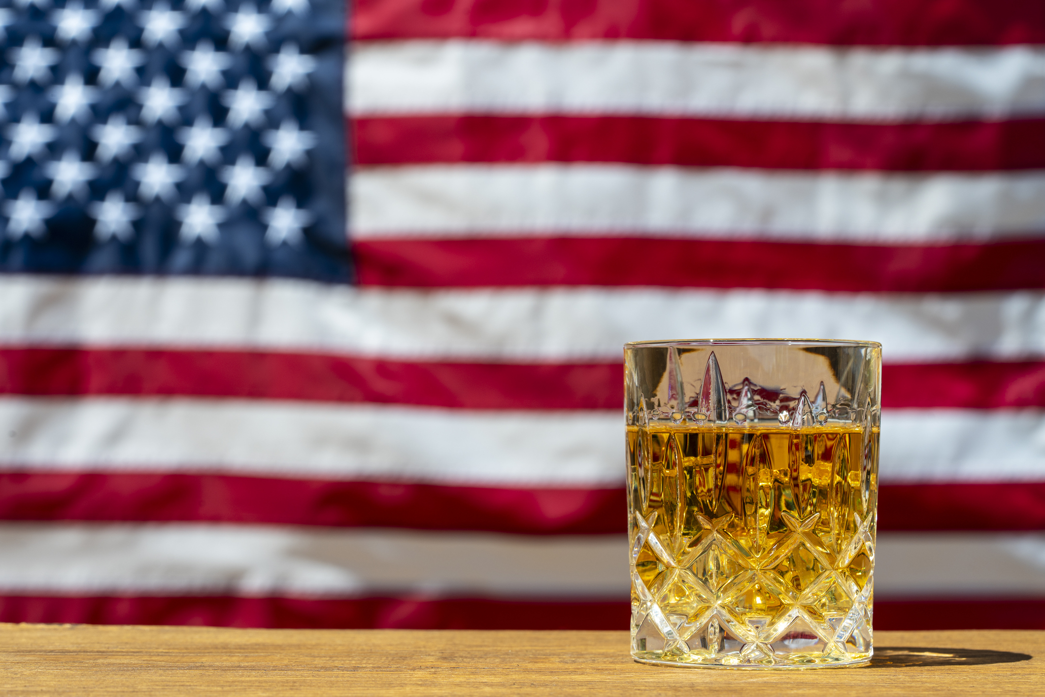 Chart illustrating declining U.S. alcohol volumes across wine, spirits, and beer categories in 2025