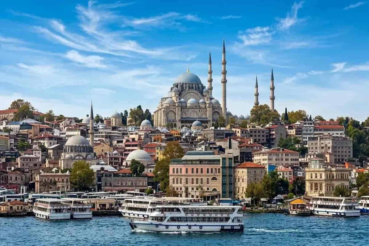 Istanbul's waterfront attracting international visitors