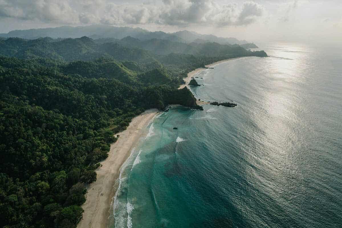 Chinese Travellers Return To Cairns And The Great Barrier Reef