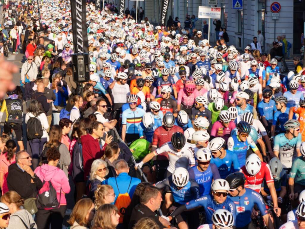 Gran Fondo Tre Valli Varesine riders
