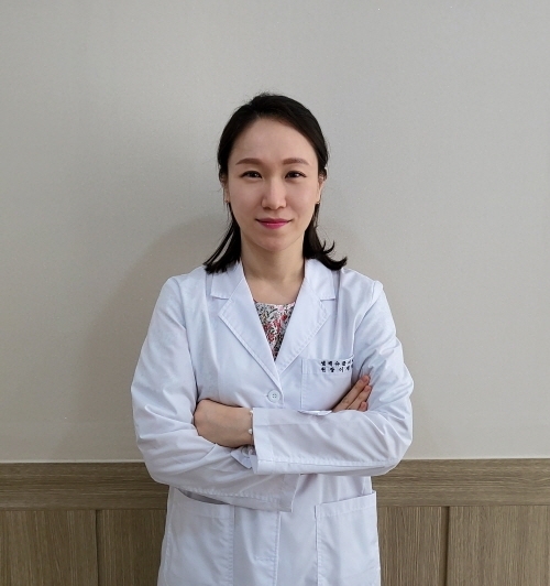Image illustrating skin booster treatment consultation