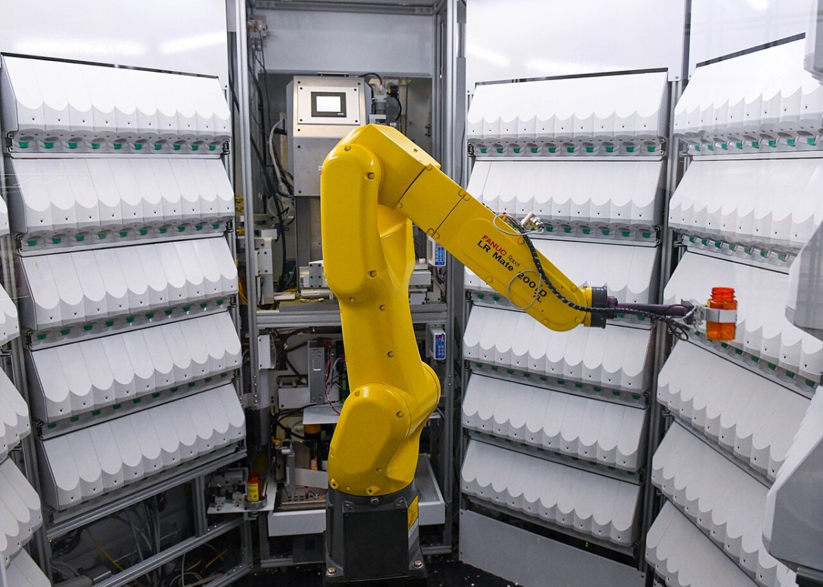Fanuc industrial robot